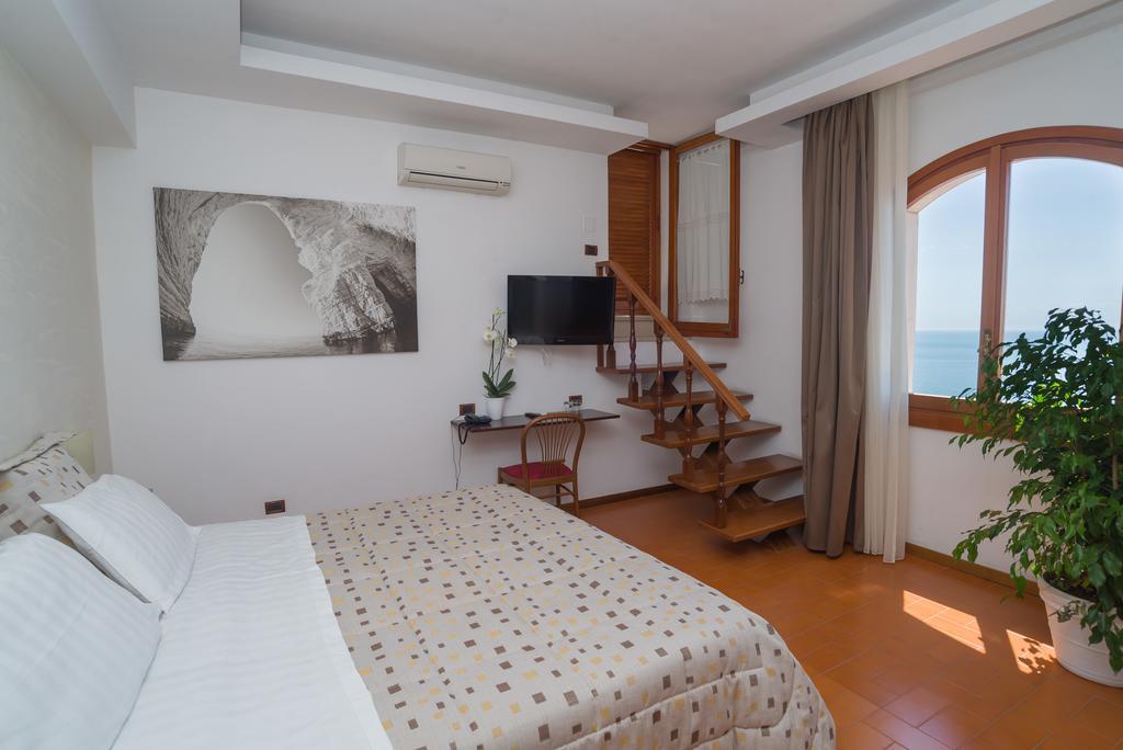 Villa Scapone Mattinata Exterior foto